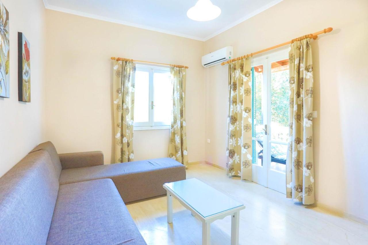 Villa Kiki Agios Spyridon  Exteriér fotografie